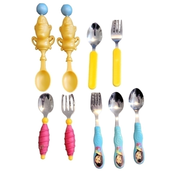 Random kids dinning bundle. 15 pieces total - Picture 11 of 12